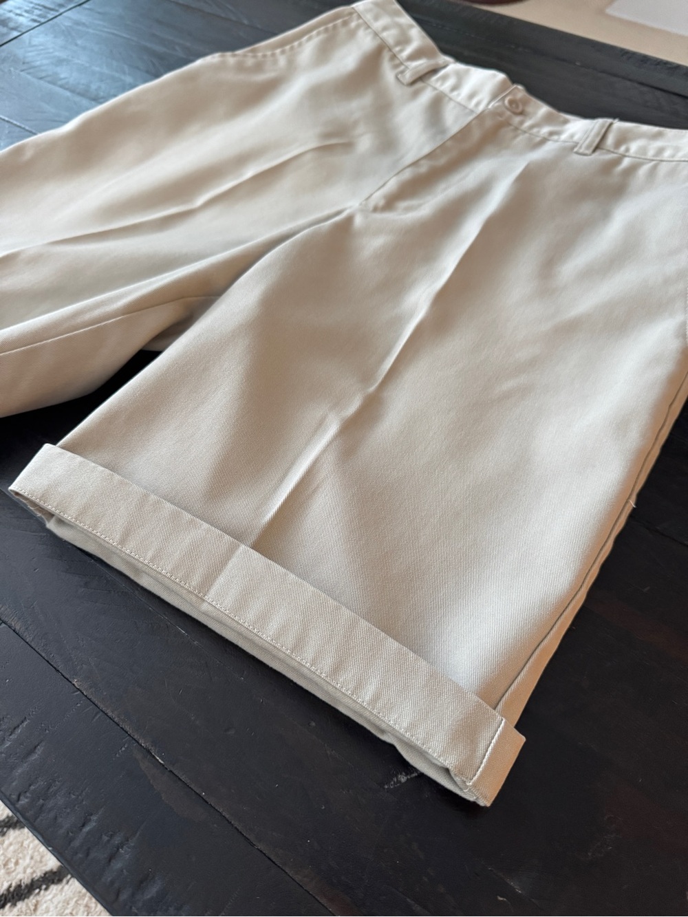 Old Money pleated shorts FREE shipping